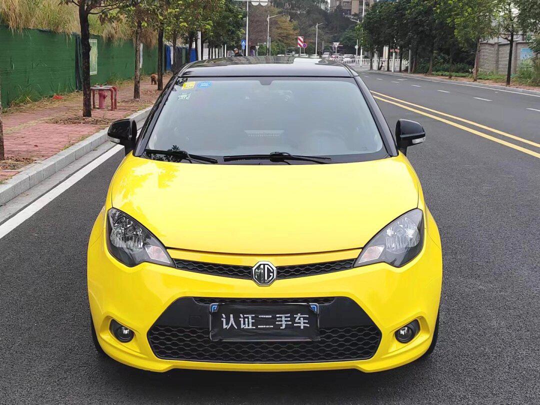 2011年名爵mg3.自动波,天窗.多功能方向盘.导航大屏,省油上下班利器.