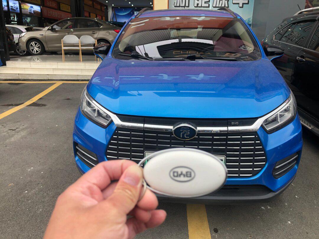 2018年比亚迪元纯电车