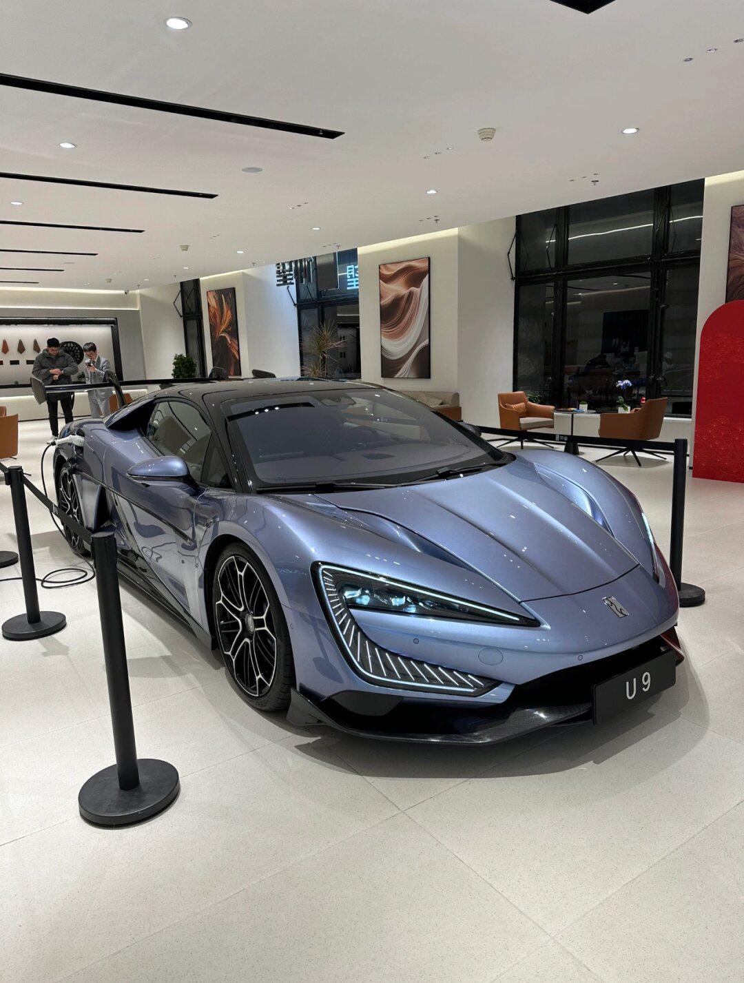 发布会上跳舞转圈的国产超跑比亚迪!_比亚迪e2社区_易车社区