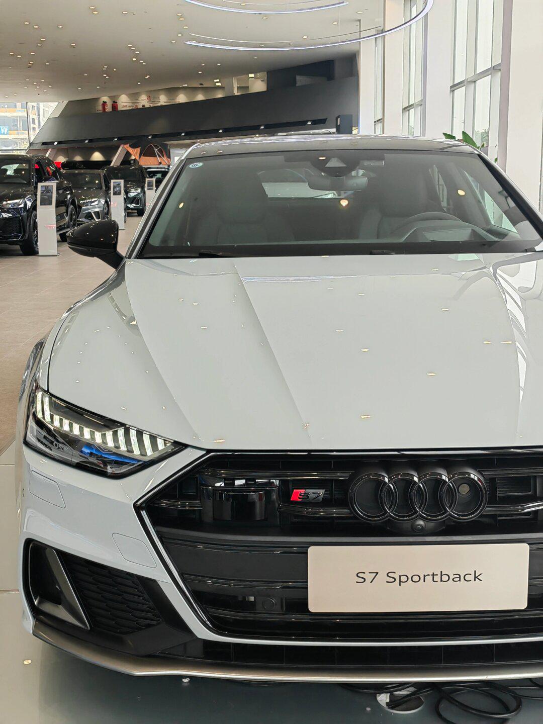 优雅与暴躁相融合的奥迪 s7 sportback_奥迪a7社区_易车社区