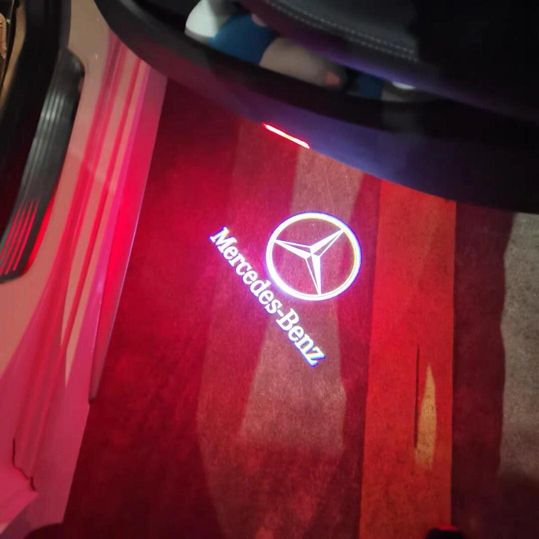 奔驰车主该如何正确选择迎宾灯?