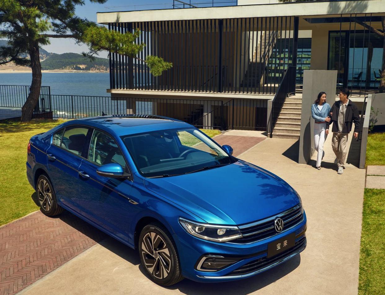 日前,一汽-大众宝来280tsi(1.4t)自动舒行版正式上市,新车售价13.