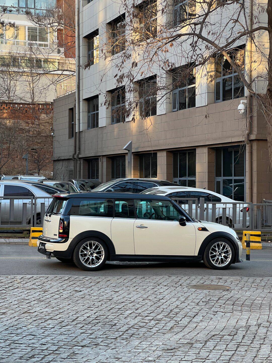 mini clubman r55|这双开门 谁看了不心动93