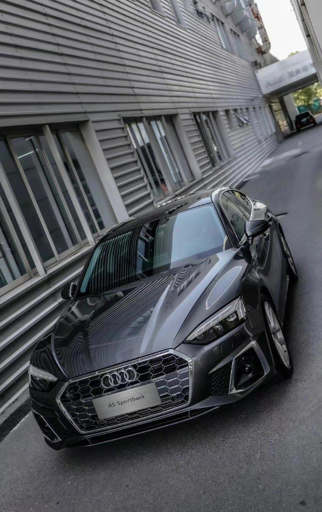 奥迪a5 天云灰现车 价格美丽91