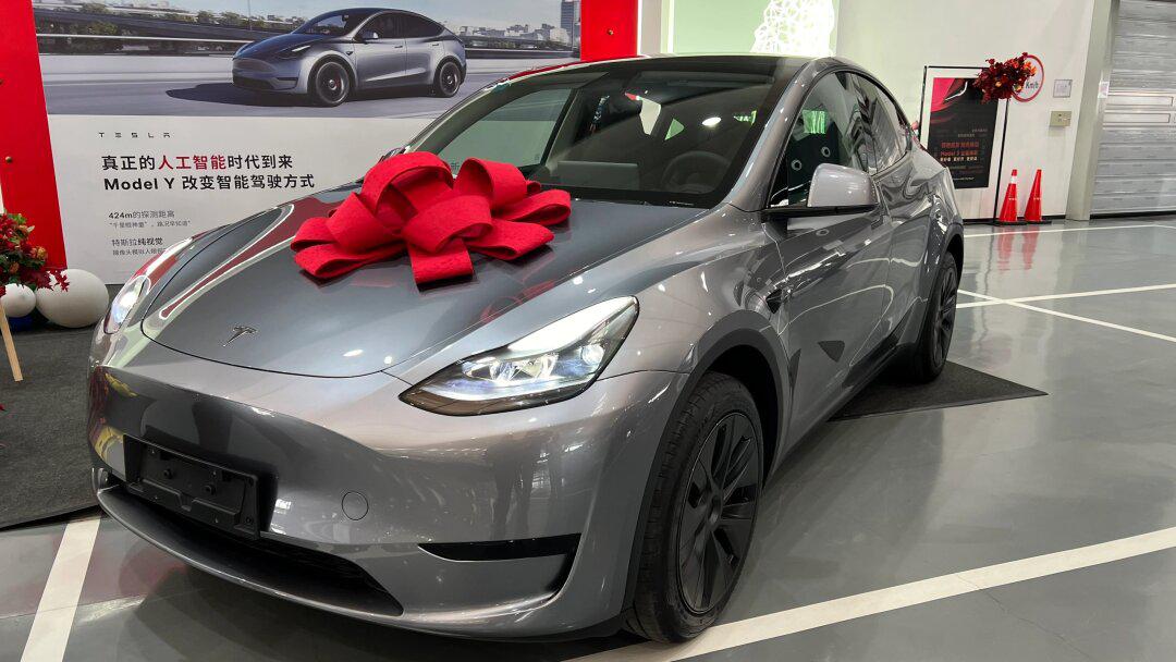 特斯拉model y快银提车!_model y社区_易车社区