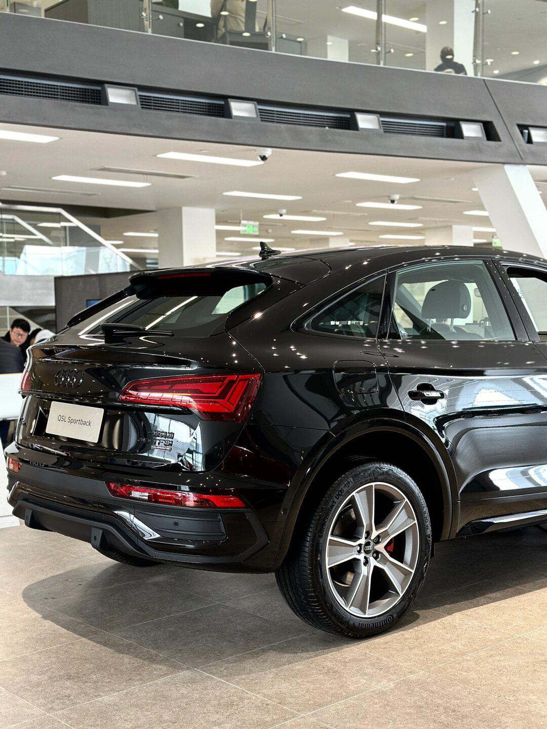 去春天里溜溜自己奥迪q5l轿跑版黑武士_奥迪q5 sportback社区_易车