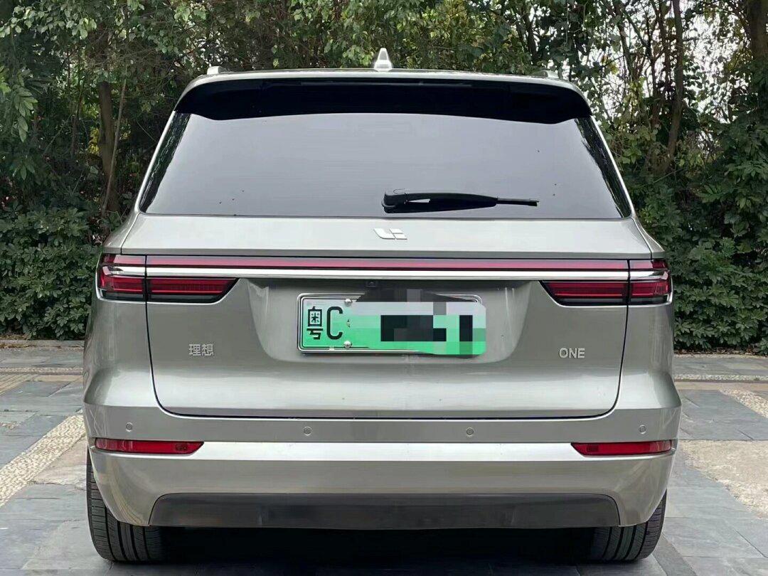 2021年21款理想one,原版原漆,增程式电车