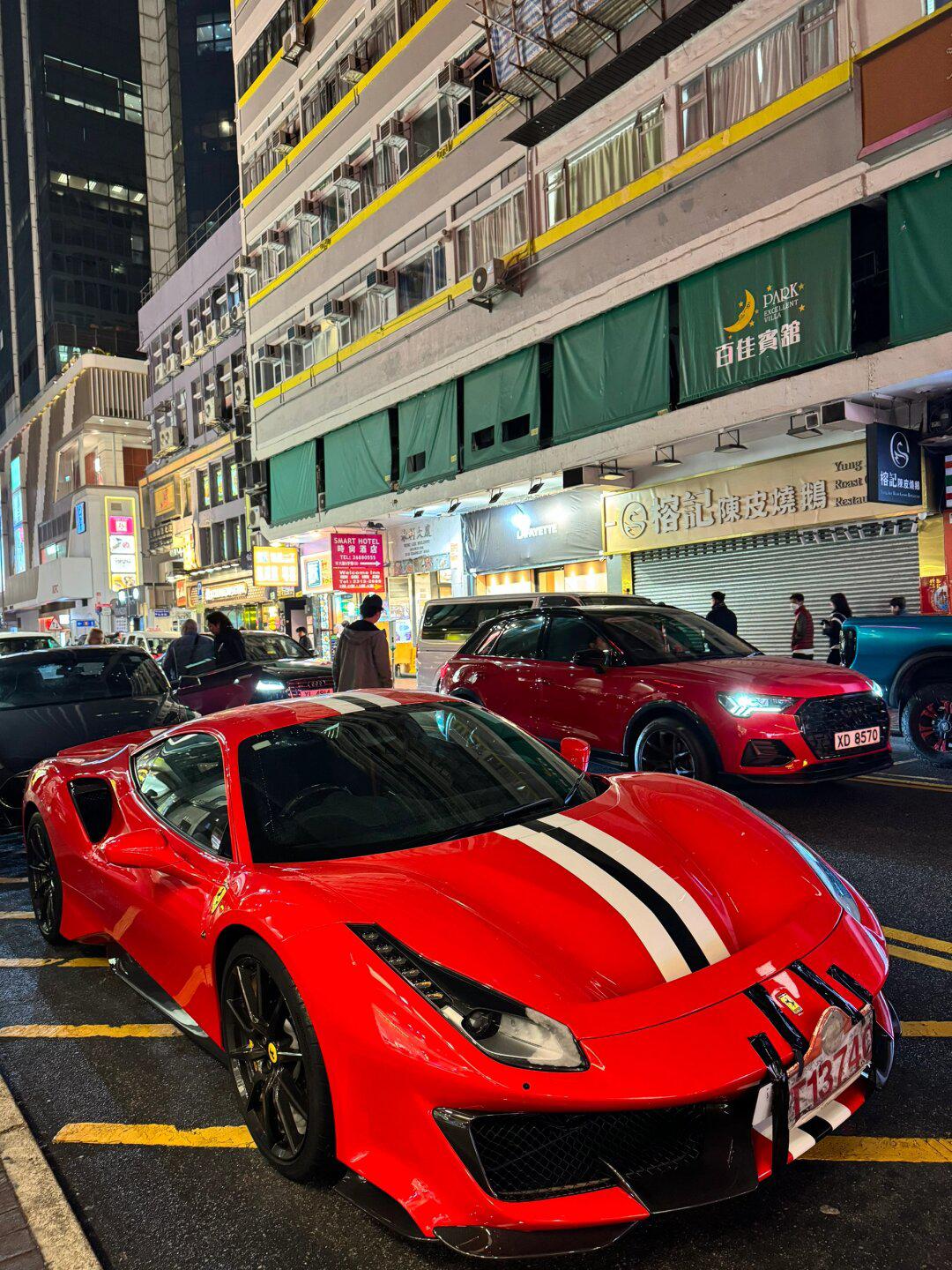 法拉利488pista,装上hk车牌更好看了_有钱人的社区_易车社区