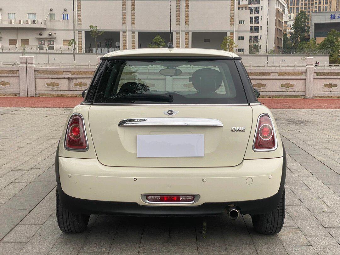 当前位置:>易车>社区>mini社区>11款宝马minione三门版>1080_810