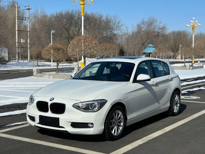 「车型」宝马1系 「配置」f20 118i 领先型 「初次登记日期」2012年9