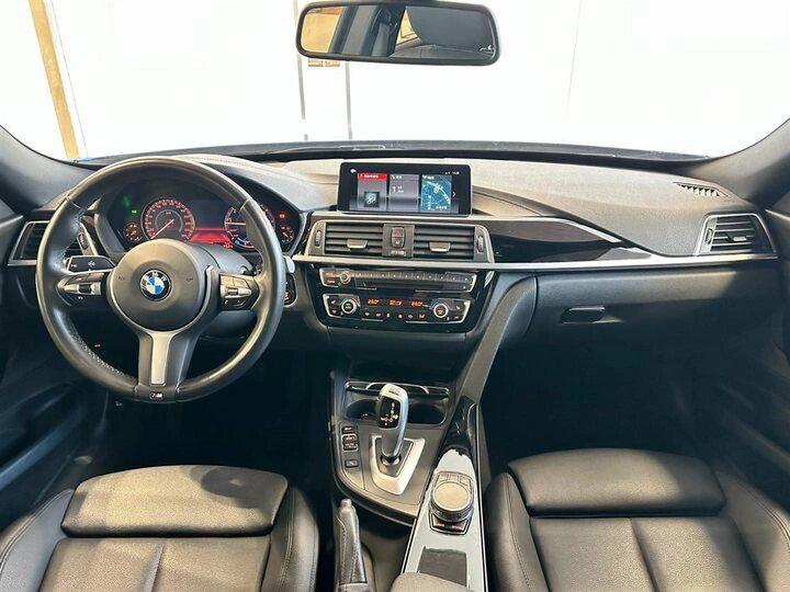 bmw宝马320i gt m运动 埃斯托蓝/黑 2021年8月上牌 34000k