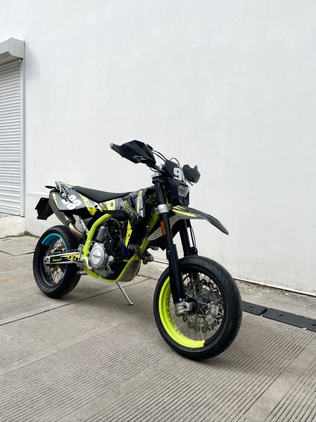 swm | 越野吗?开摩托车的那种!_e系列社区_易车社区