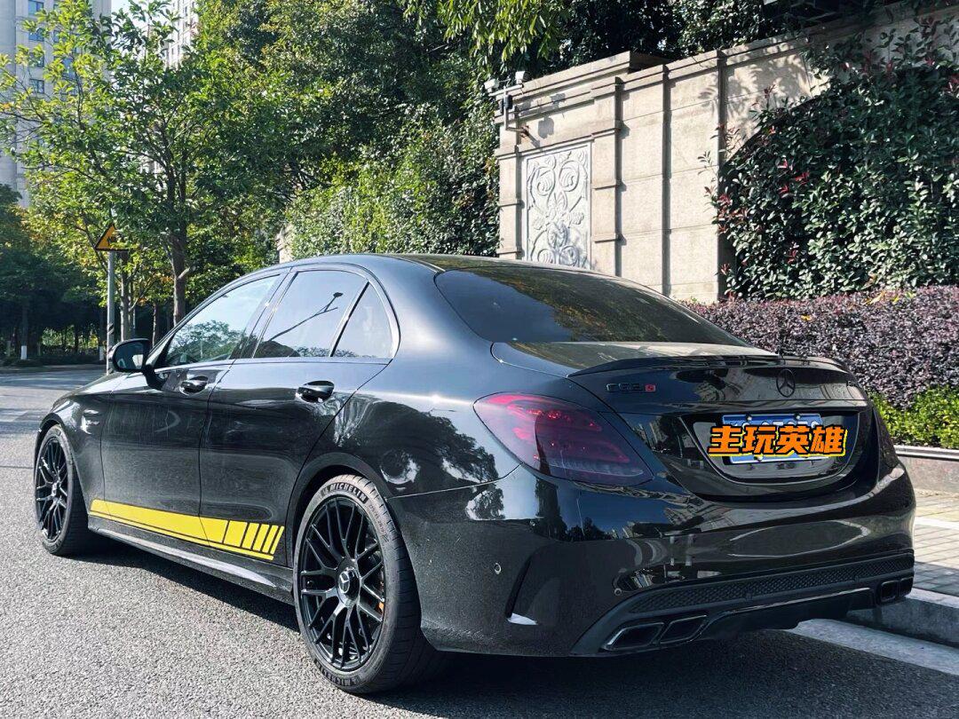 18年奔驰amg c63s,全车原版车况,5.9万公里,原厂马力510p,4.