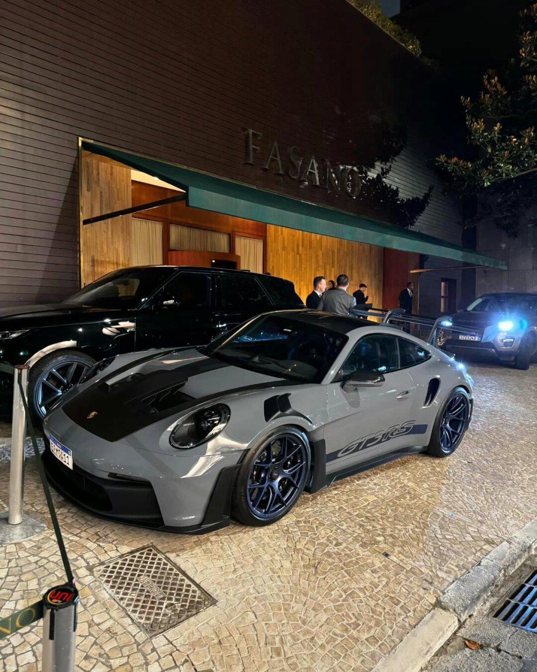 保时捷992gt3rs水泥灰