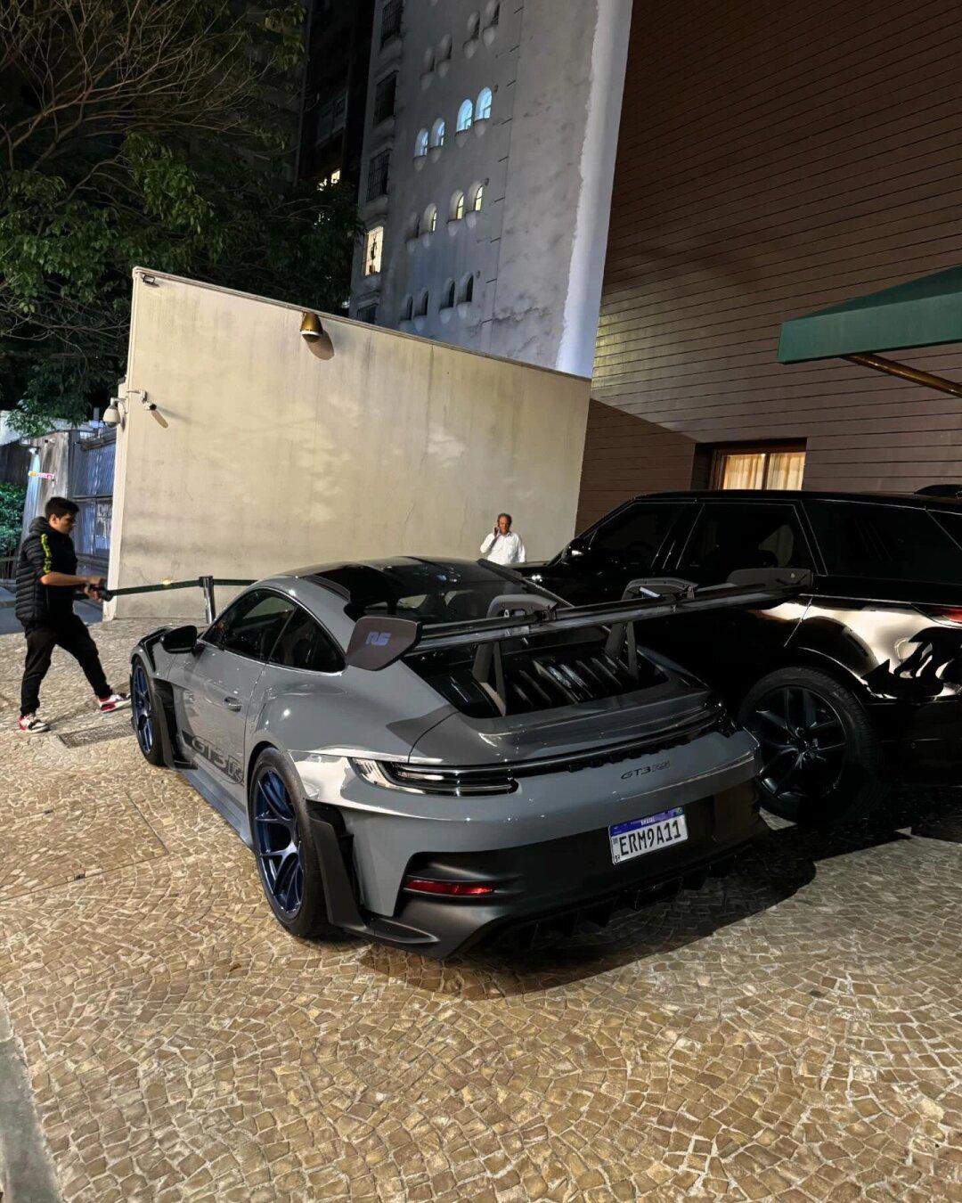 保时捷992gt3rs水泥灰