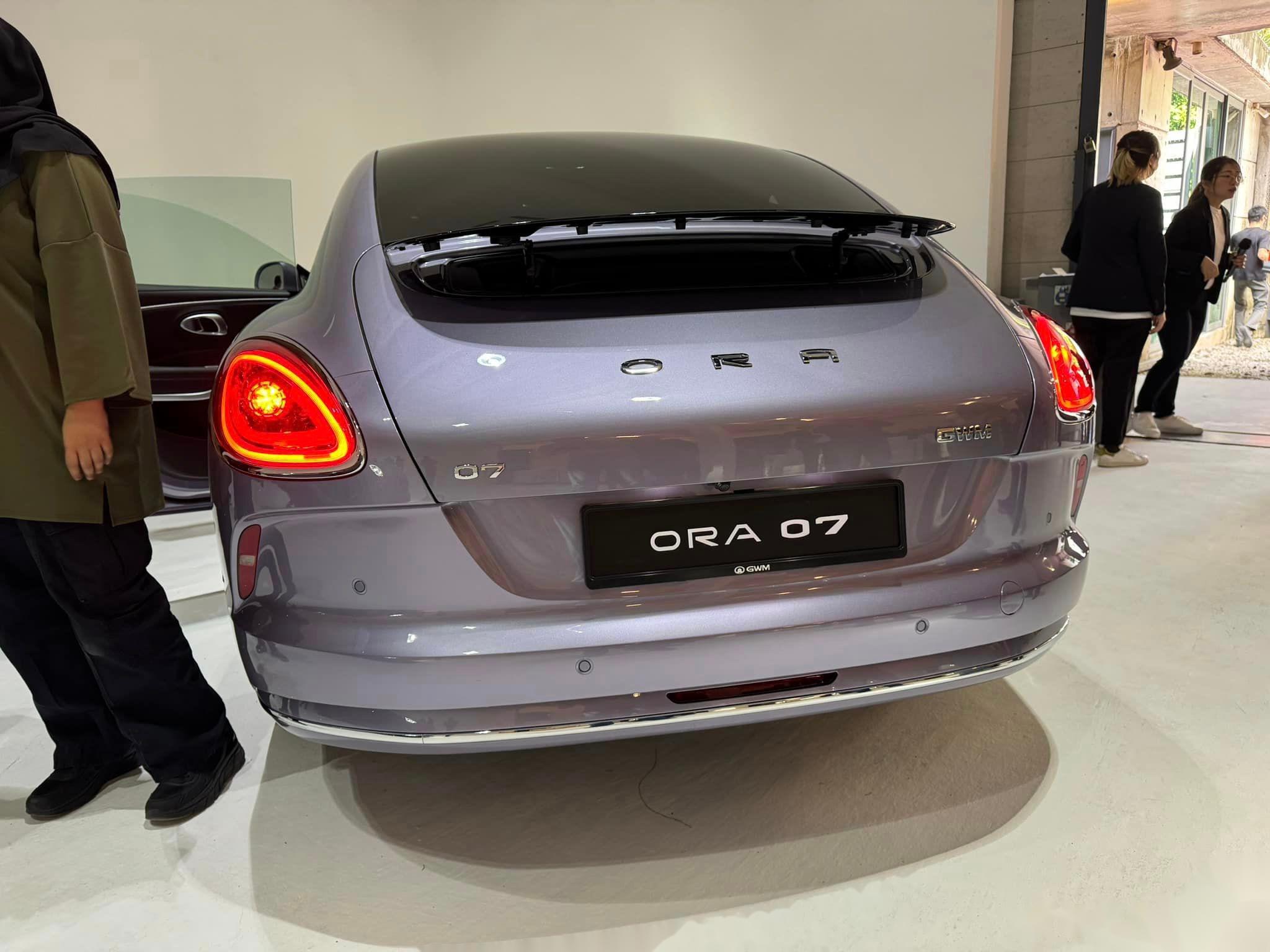 欧拉闪电猫(gwm ora 07)于马来西亚开启预定,定位b级运动型轿车,动力