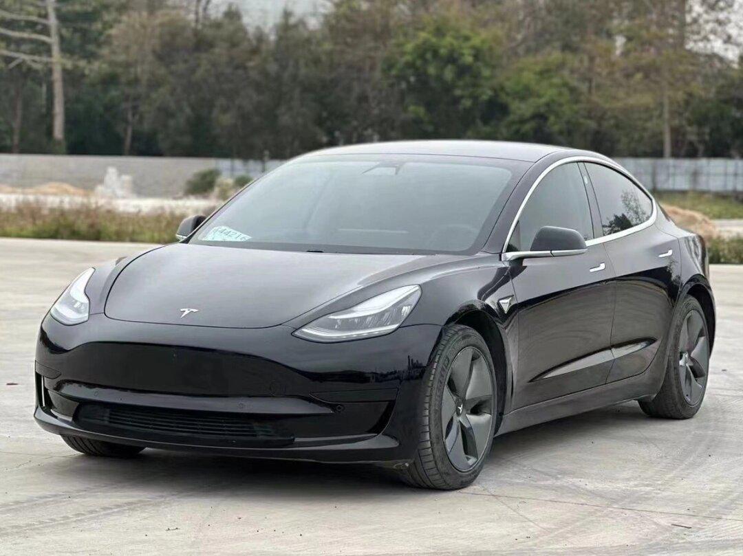 2020年 特斯拉 model 3 标准续航 6万公里