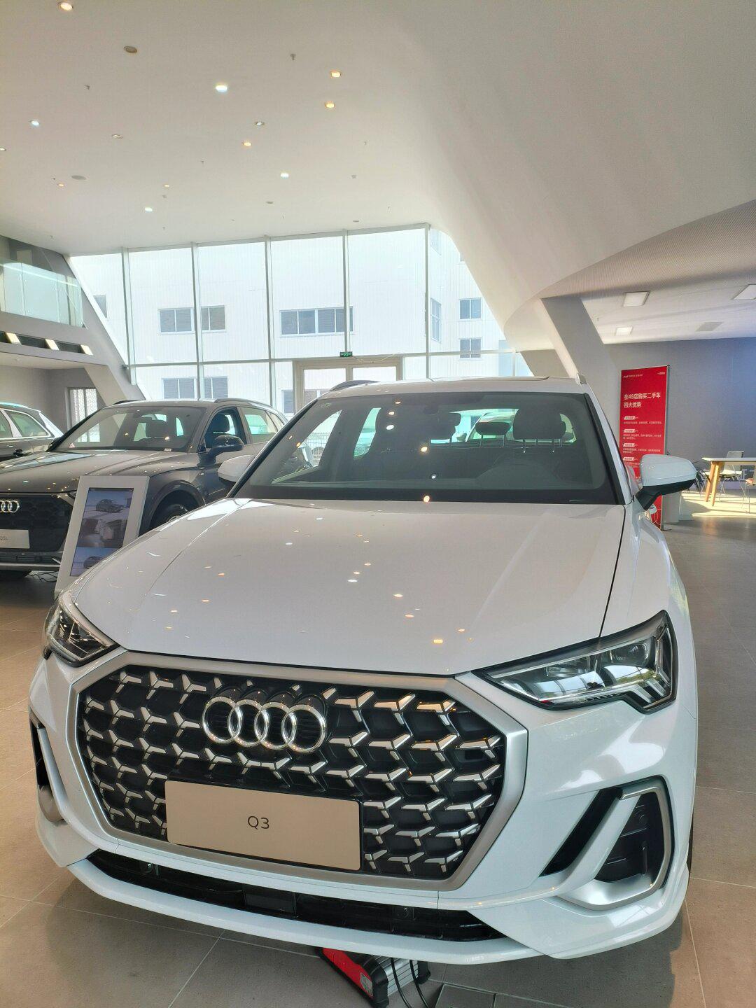 奥迪q3 听劝 选颜色_奥迪q3社区_易车社区