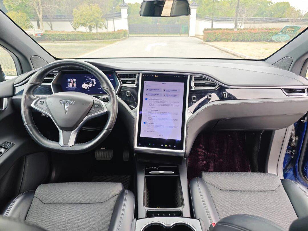 新到2018年7万公里特斯拉model x75d