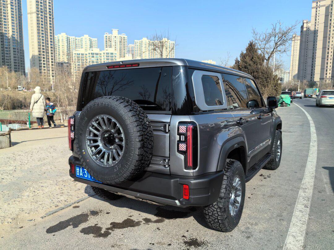 全新北京bj40安装雄鹿越野轮毂效果图