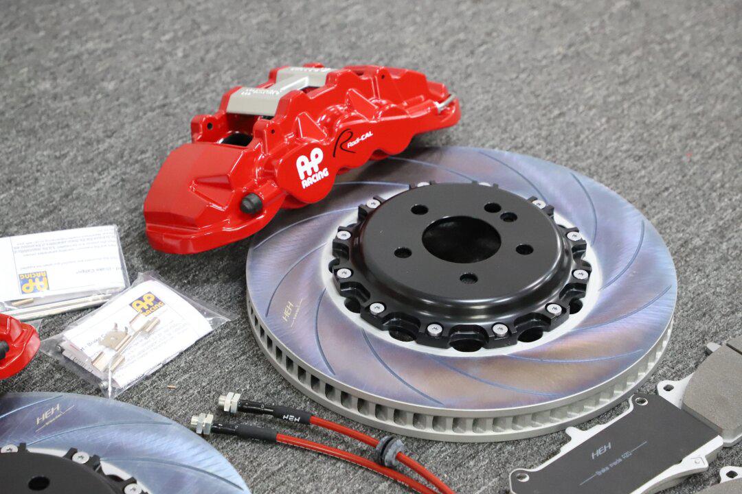 小白必看,该如何选择适合自己的刹车卡钳?_有钱人的社区_易车社区