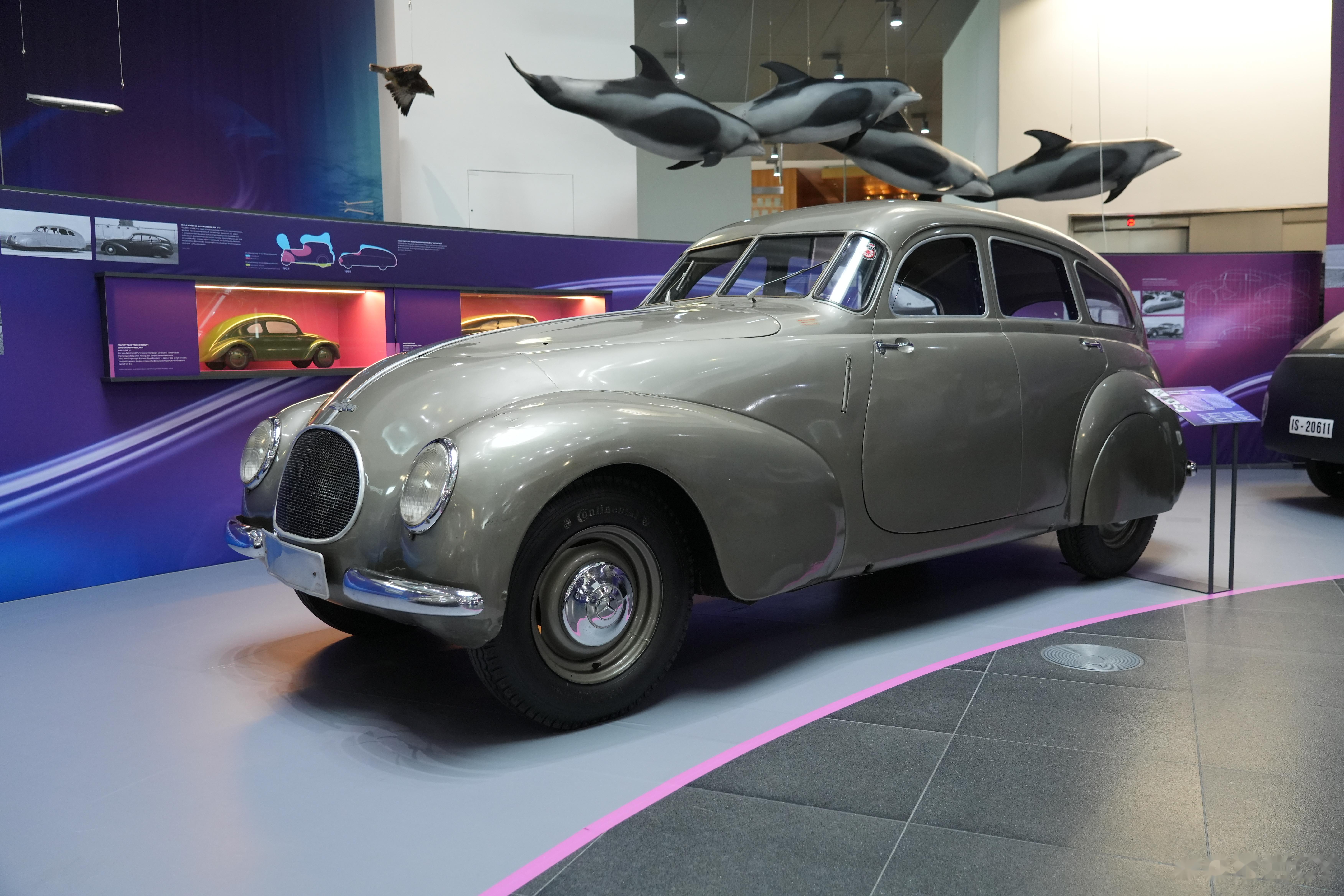 今天开心的事是在奥迪博物馆参观了奥迪的空气动力学设计特展,遗憾的