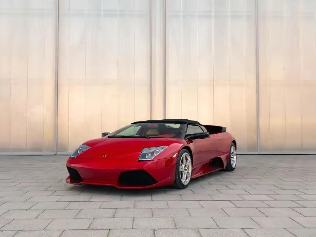 兰博基尼 murciélago lp640-4 roadster,这是一款传奇的_roadster