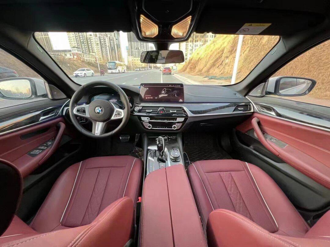 21年525li白外红内,加装宝华韦健音响,电动尾门小姐姐一手宝马 宝马5