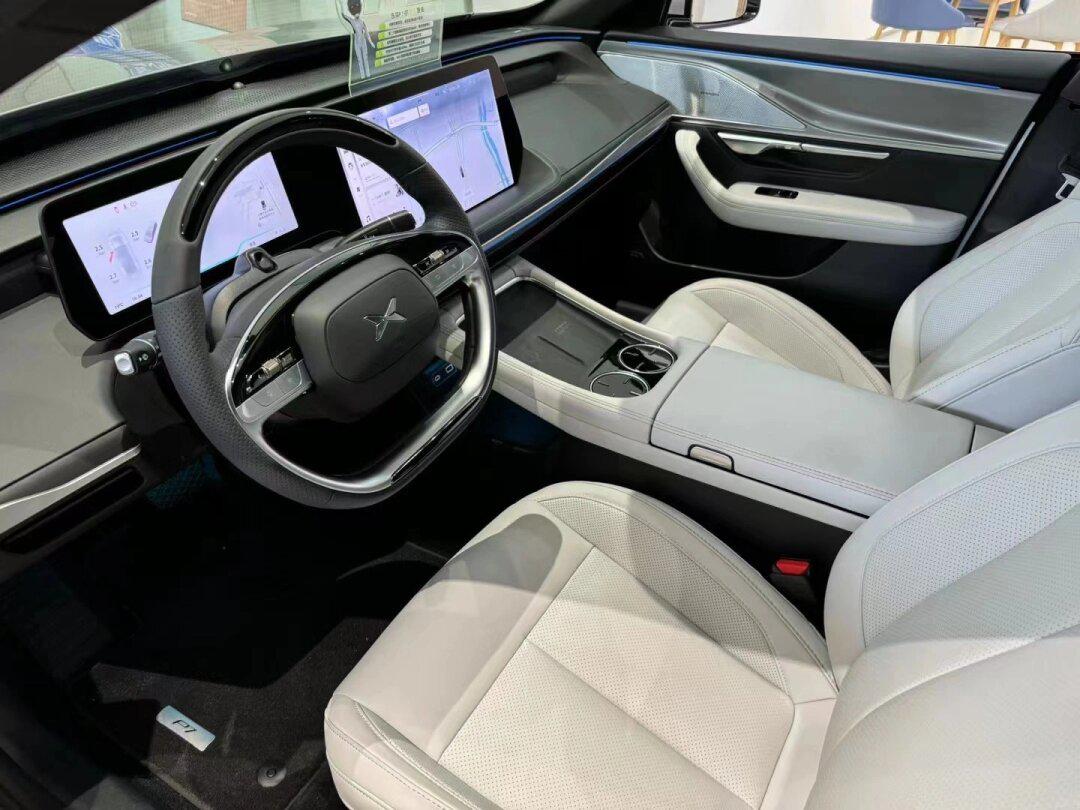 小鹏p7i 限时特价展车07仅此一辆 兴趣私聊