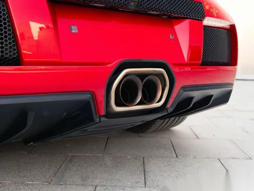 兰博基尼 murciélago lp640-4 roadster,这是一款传奇的_roadster