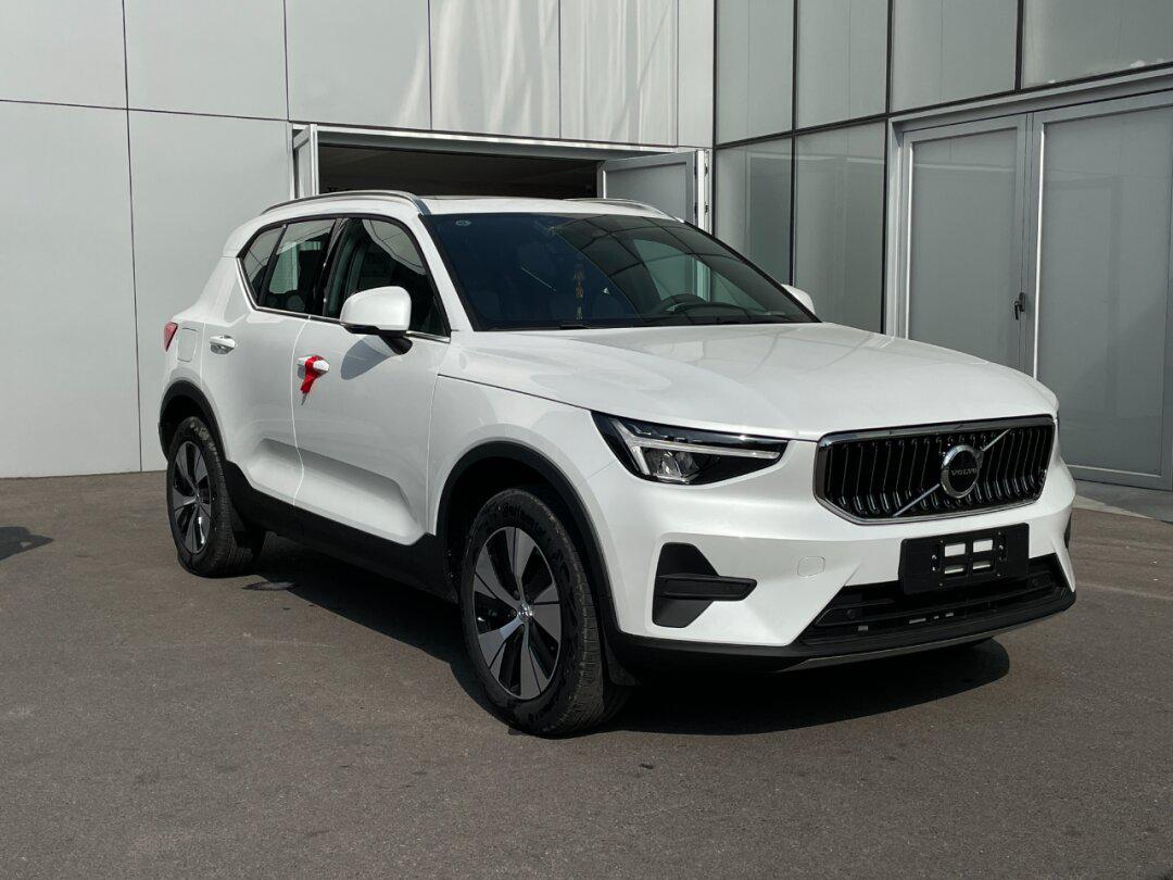 沃尔沃xc40,女神节最靓丽的时尚单品