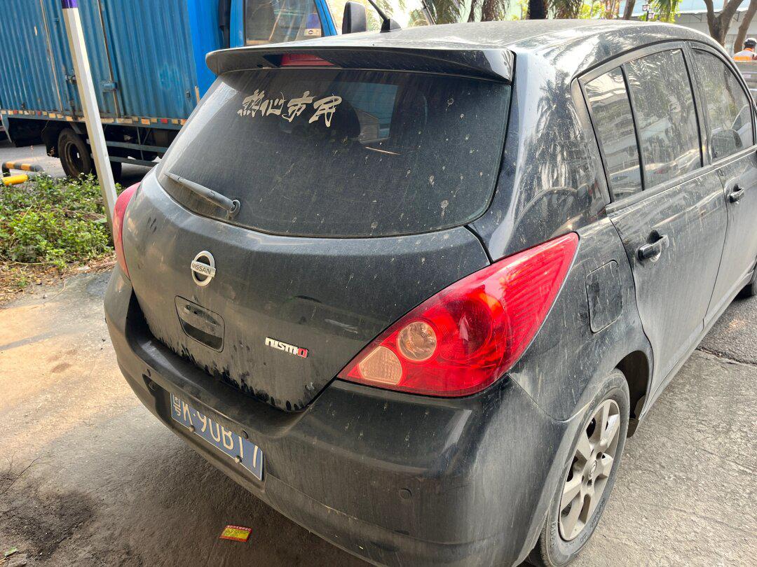 自用06年日产骐达高配 有无钥 天窗 原装真皮座椅,改装音响 大屏 四门