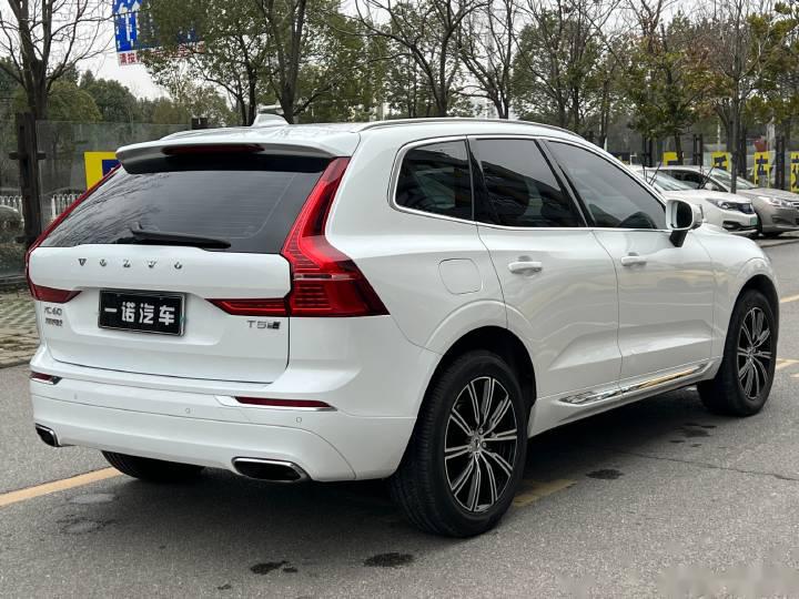 18年顶配带宝华韦健沃尔沃xc60到店,这台车我会拍一期视频,我个人觉得