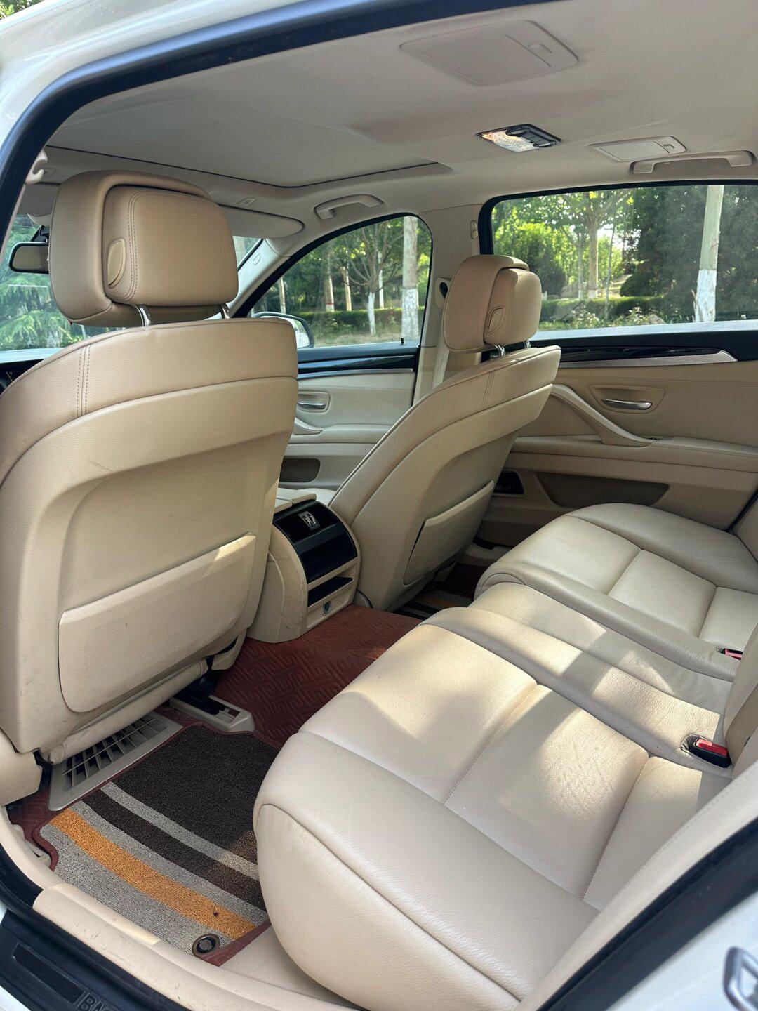 全款10.6w0513年原版宝马520li内饰0磨损_宝马5系社区_易车社区