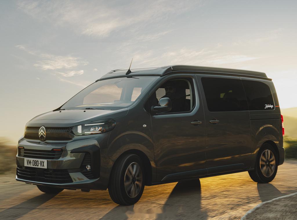 哟,雪铁龙spacetourer的官方升顶露营车版本居然直接改名叫holiday