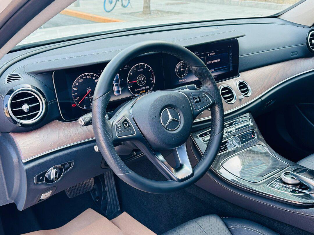 17年奔驰e200 北京一手 3万公里 原版原漆 全车车衣 二手车 精品二手