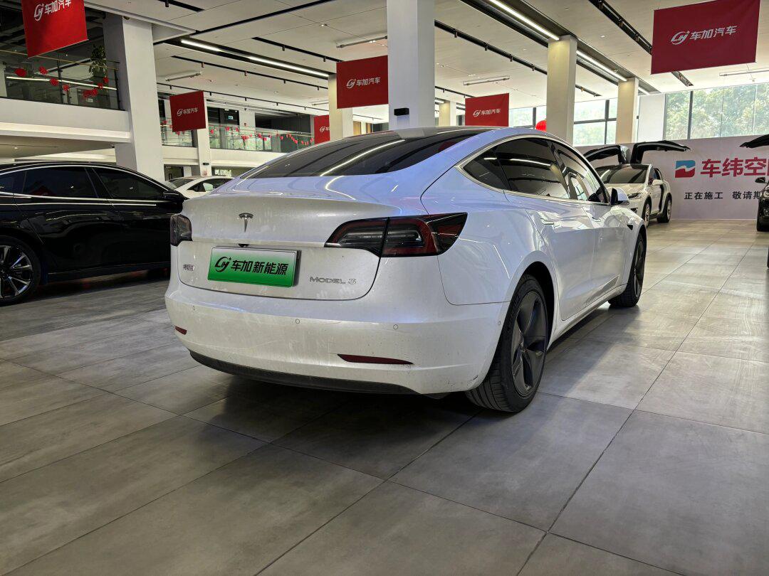 特斯拉中国 model 3 2020款 标准续航后驱升级版,2020年8月上牌