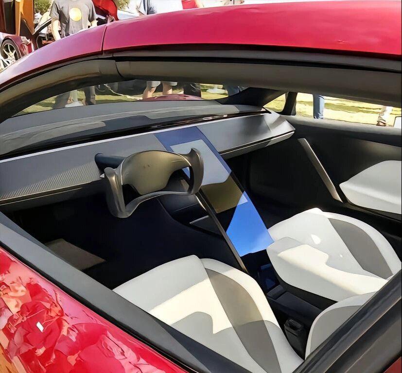 特斯拉 roadster 2 该换个横屏了