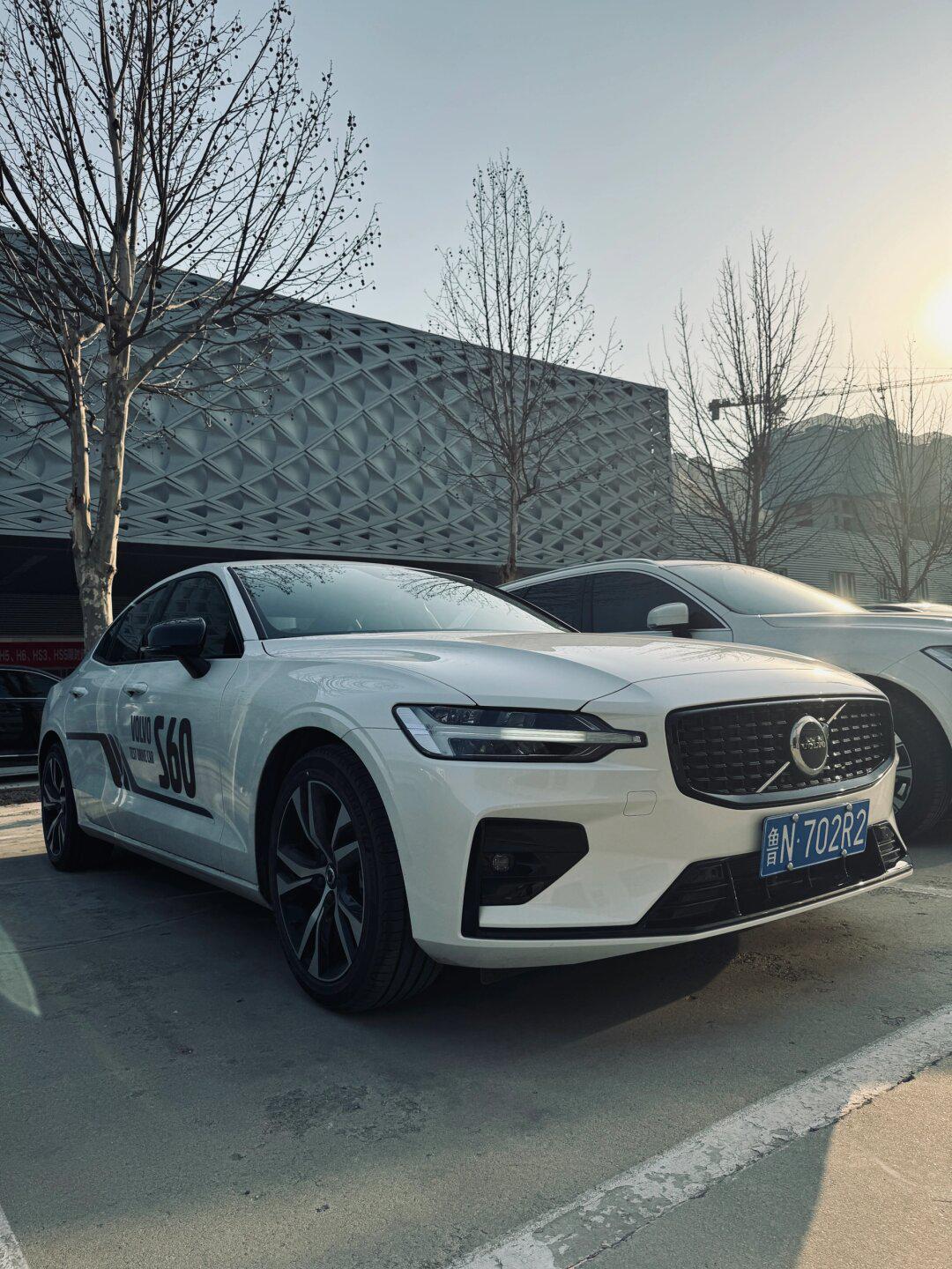 沃尔沃 s60 b5 智雅运动到店啦!欢迎试驾_fe社区_易车社区