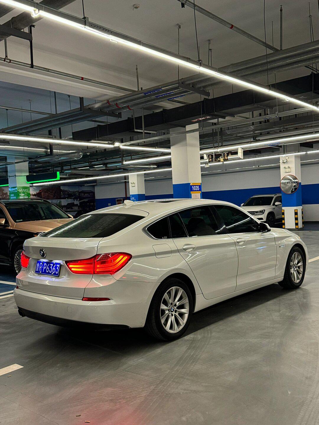 9990过户新款宝马528 gt遛背轿跑全款:10.