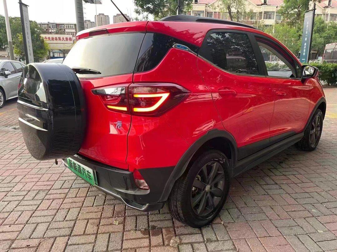 新到比亚迪元ev智联炫酷型,2019年1月上牌,续航305公里,个人非营运户