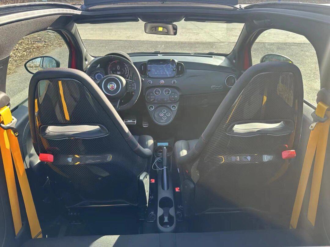 3000公里 阿巴斯695 敞篷