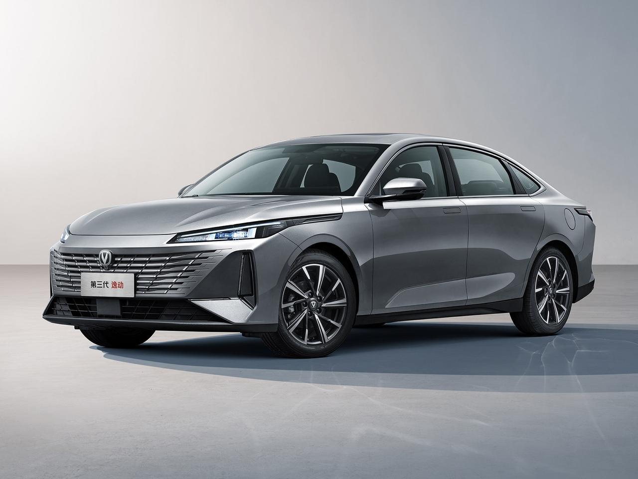 日前,长安汽车发布了第三代长安逸动的官图.