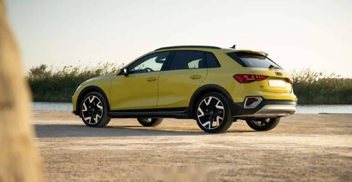 新款奥迪a3推出一款allstreet车型,这种跨界两厢车曾经也在国内风靡一