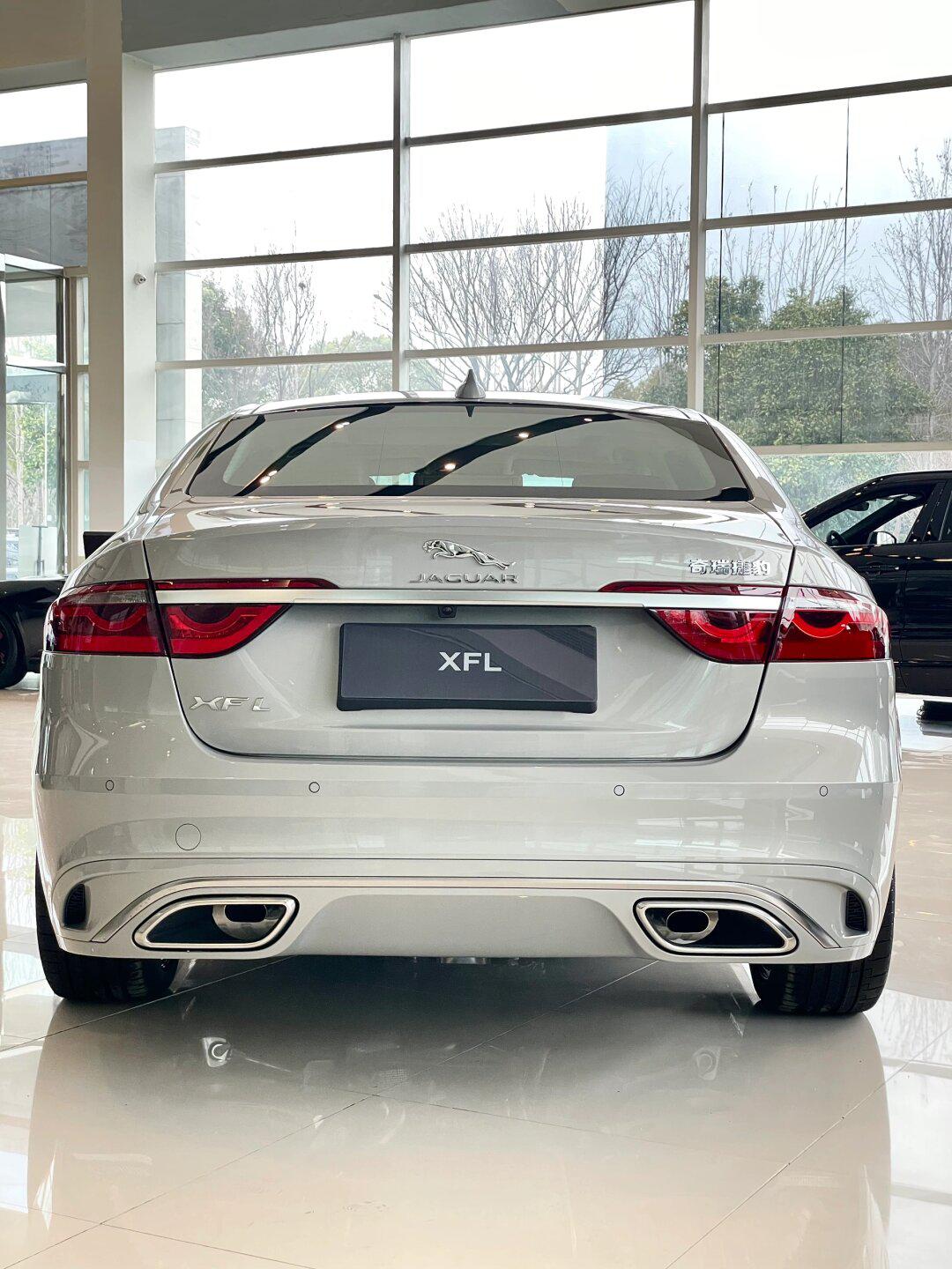 07 捷豹xfl | 与众不同的品味和品质 99 作为豪华轿车的典范,捷豹