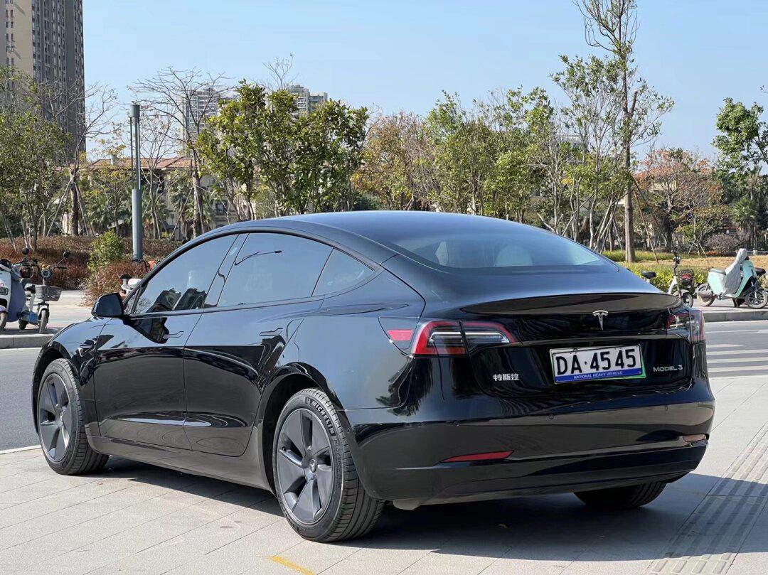 99万 粤b深圳户准23年特斯拉model毛豆3,纯电动私家车,续航46