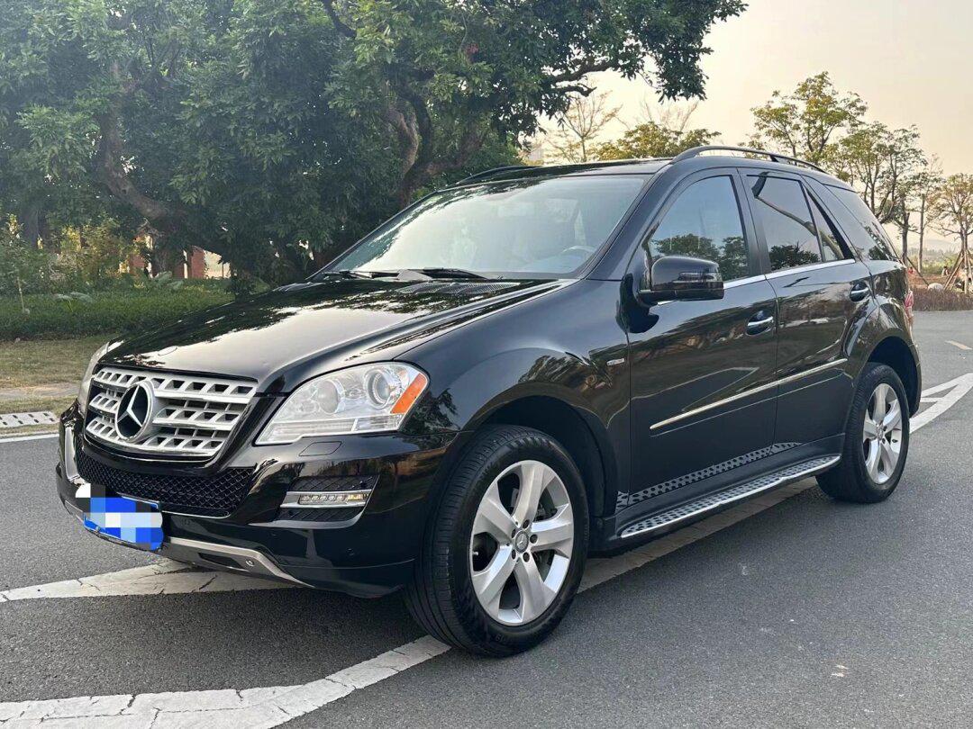 当前位置:>易车>社区>奔驰m级社区>12年一手保留牌ml300柴油版,美规3.