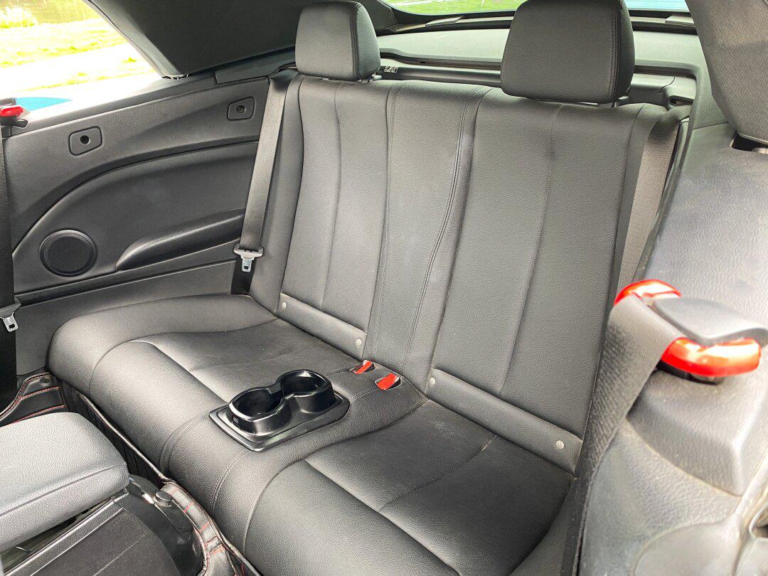 敞篷跑车[话题]# 精品捡漏二手车 宝马220i 敞篷轿跑 15万多拿下!