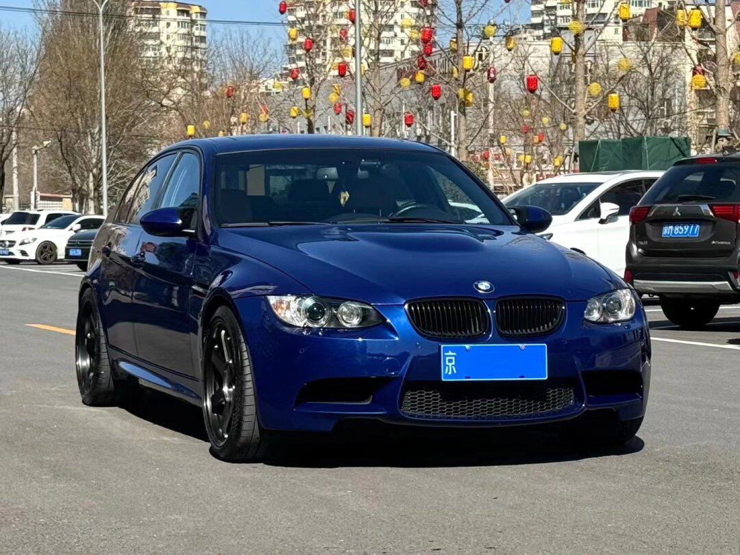 宝马m3 10年10月登记上牌e90m3 全车原版三块补漆 13.