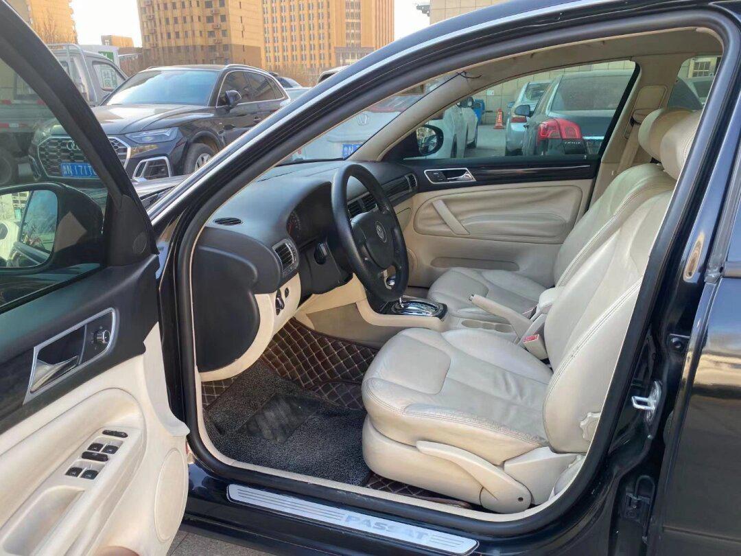 10年帕萨特领域2.0自动挡开着非常好